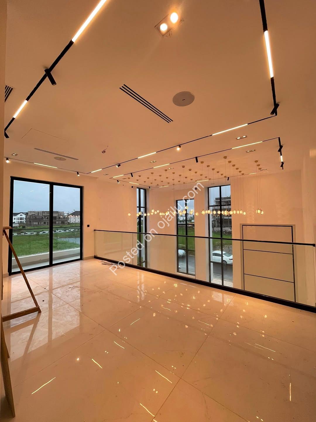 Ikate Duplex: Cinema, Pool & Gym for ₦1.3B