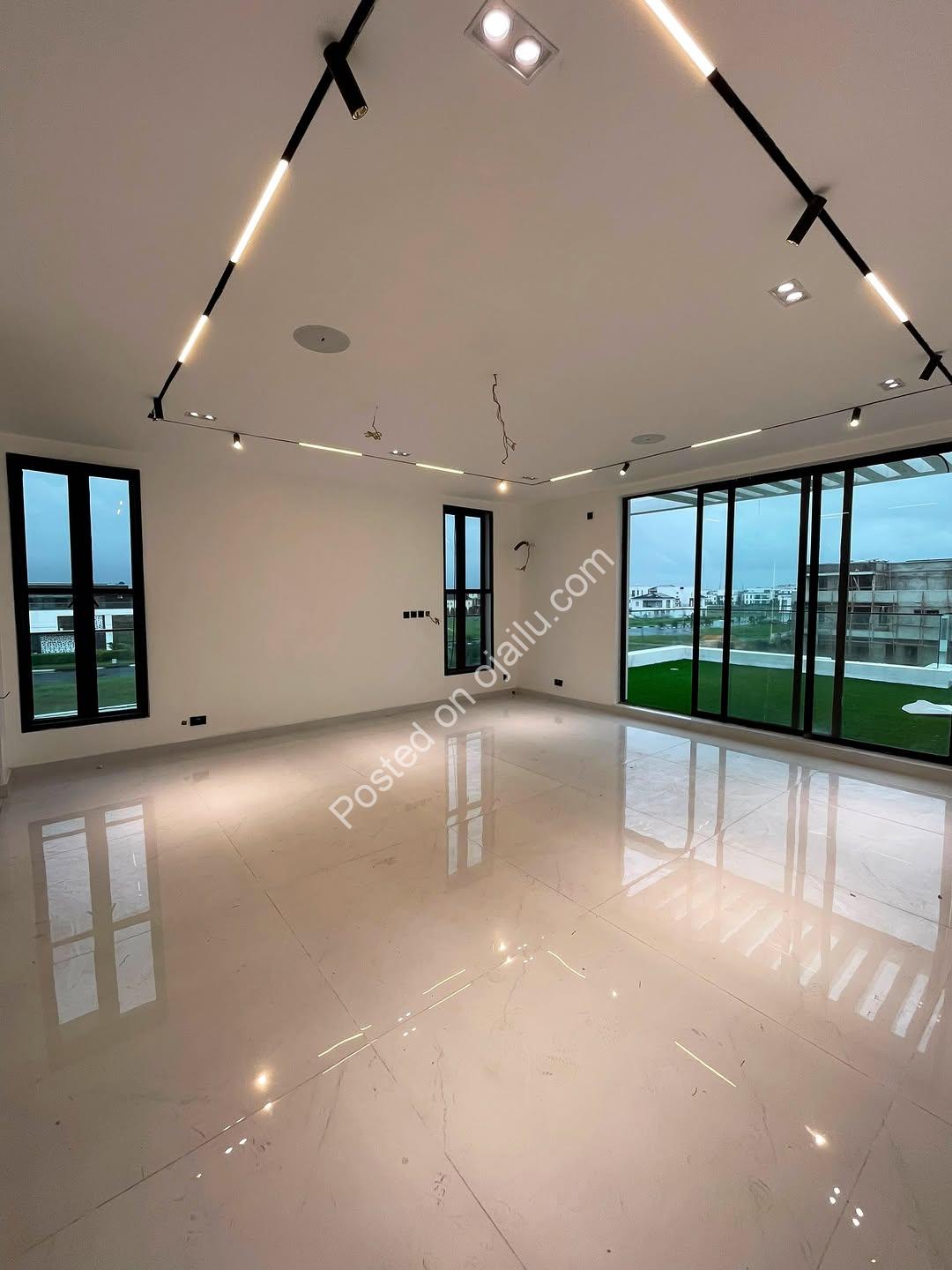 Ikate Duplex: Cinema, Pool & Gym for ₦1.3B