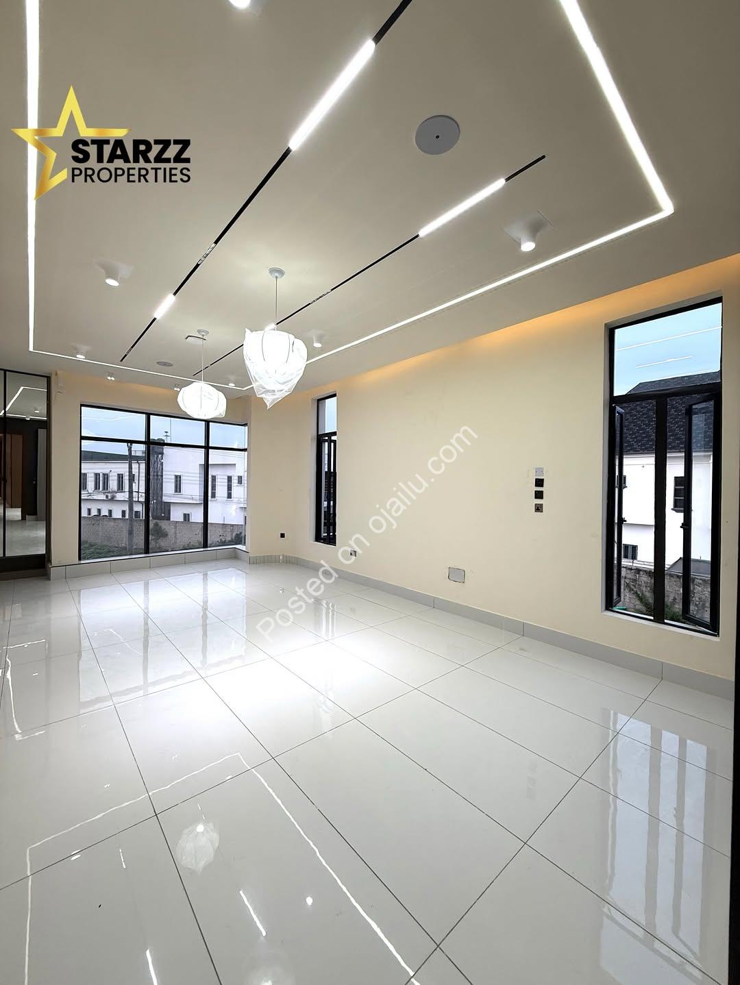 5-Bed Smart Duplex with Pool in Secure Lekki Estate