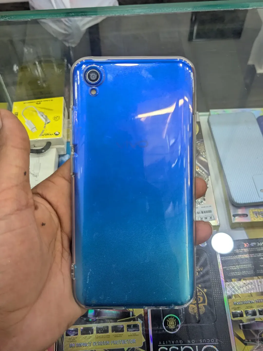 Unleash Premium Vivo Y-Series – Best Deals + Free Gifts!