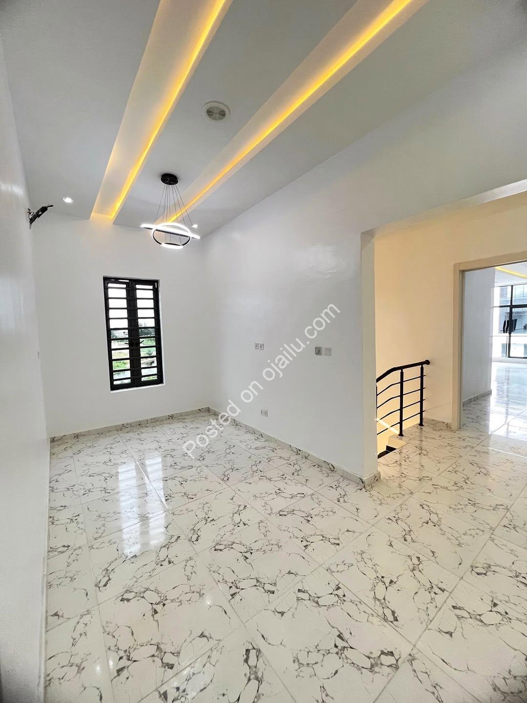 Orchid Road 4-Bed Duplex: ₦180M Distress Deal
