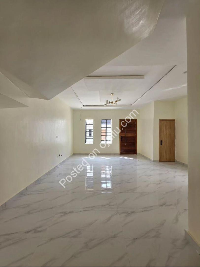 Your Dream Home Awaits in VGC—4BR Semi-Detached w/ Pool & Gym!