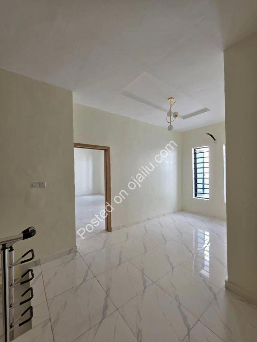 Your Dream Home Awaits in VGC—4BR Semi-Detached w/ Pool & Gym!