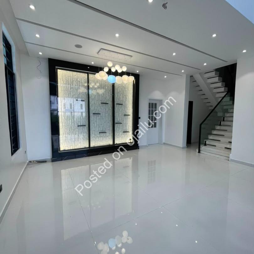 5-Bed Ikota Duplex: Pool, Gym & Cinema