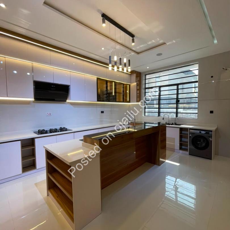 5-Bed Ikota Duplex: Pool, Gym & Cinema