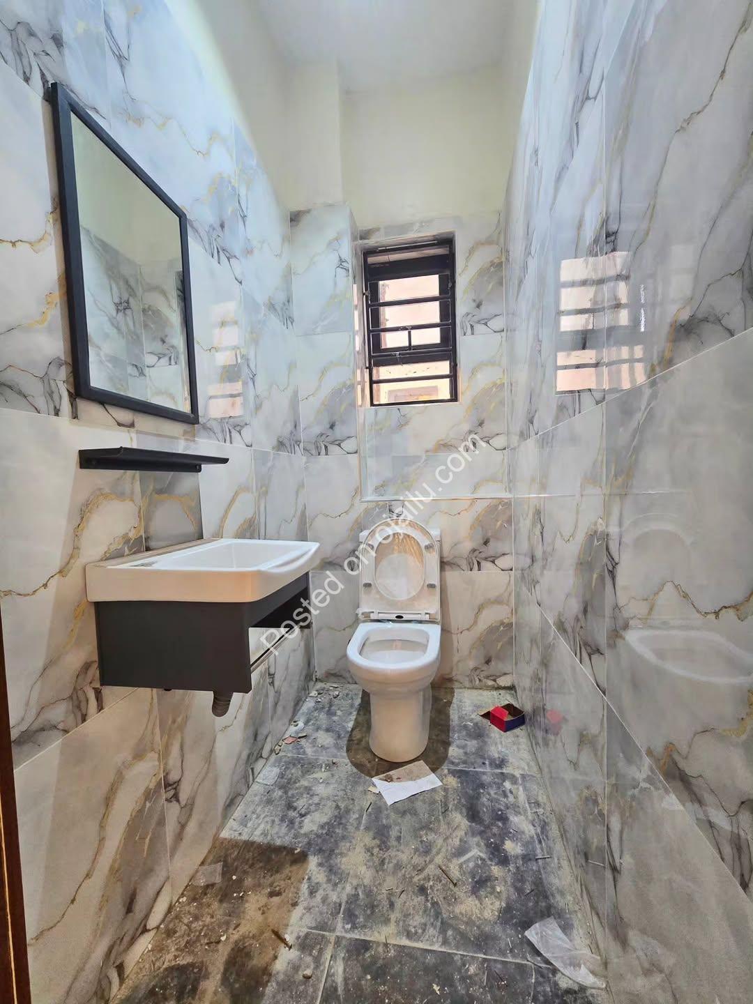 3BR All-Ensuite Haven w/ Inverter & High Ceilings