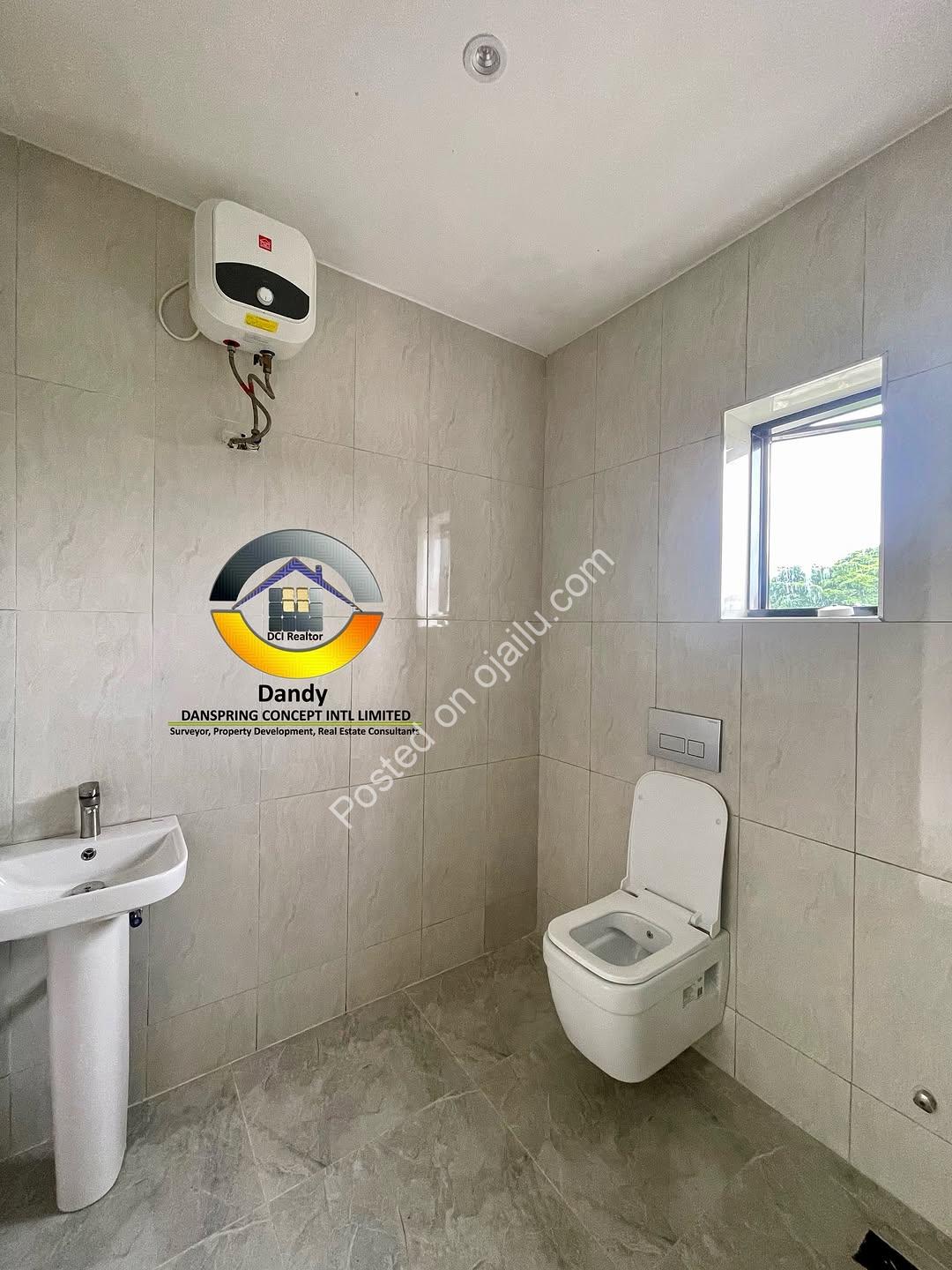 3BR Ensuite Gem with Pool & Gym in Lekki Phase 1