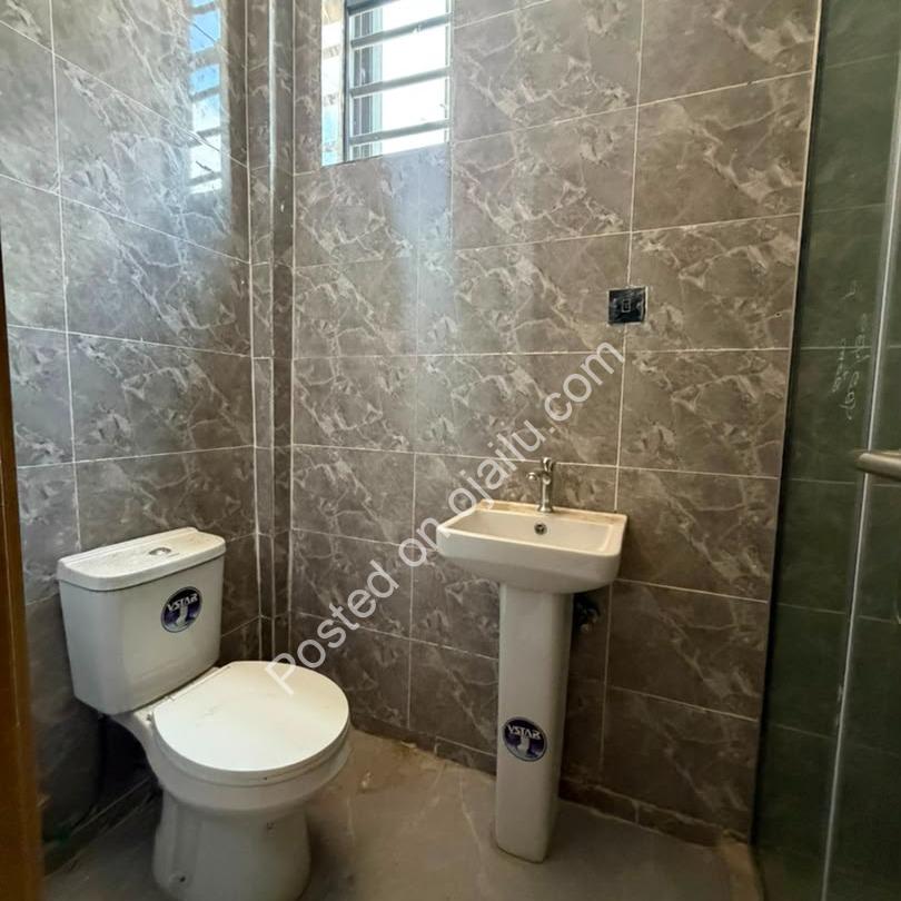 Elegant 3-Bed in Lekki Phase 1 – C of O Ready