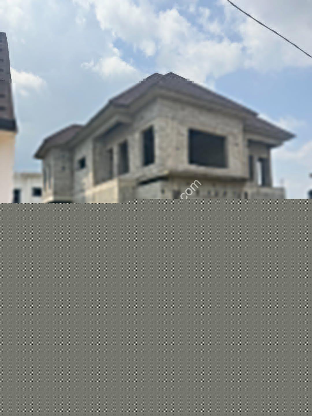 4-Bed Duplex Shell + BQ in NIU Estate – 90M