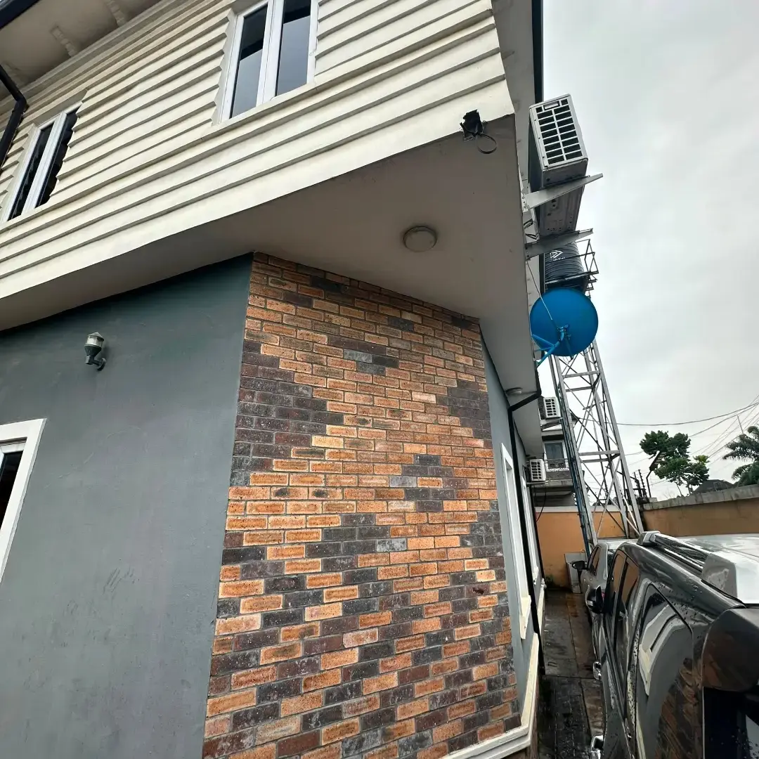 Mandela Estate Duplex: Move-In Ready!