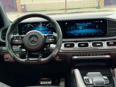 2020 GLE53: Pristine Luxury