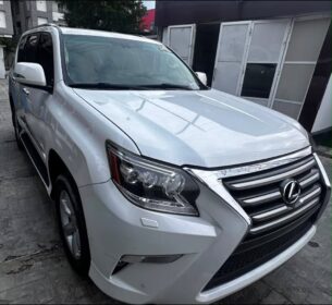 2017 Lexus GX460: Pristine Luxury SUV