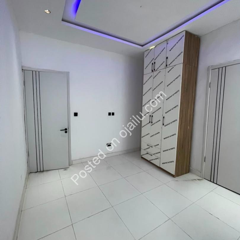 4-Bed Detached Duplex: CofO + Gov Consent Ready