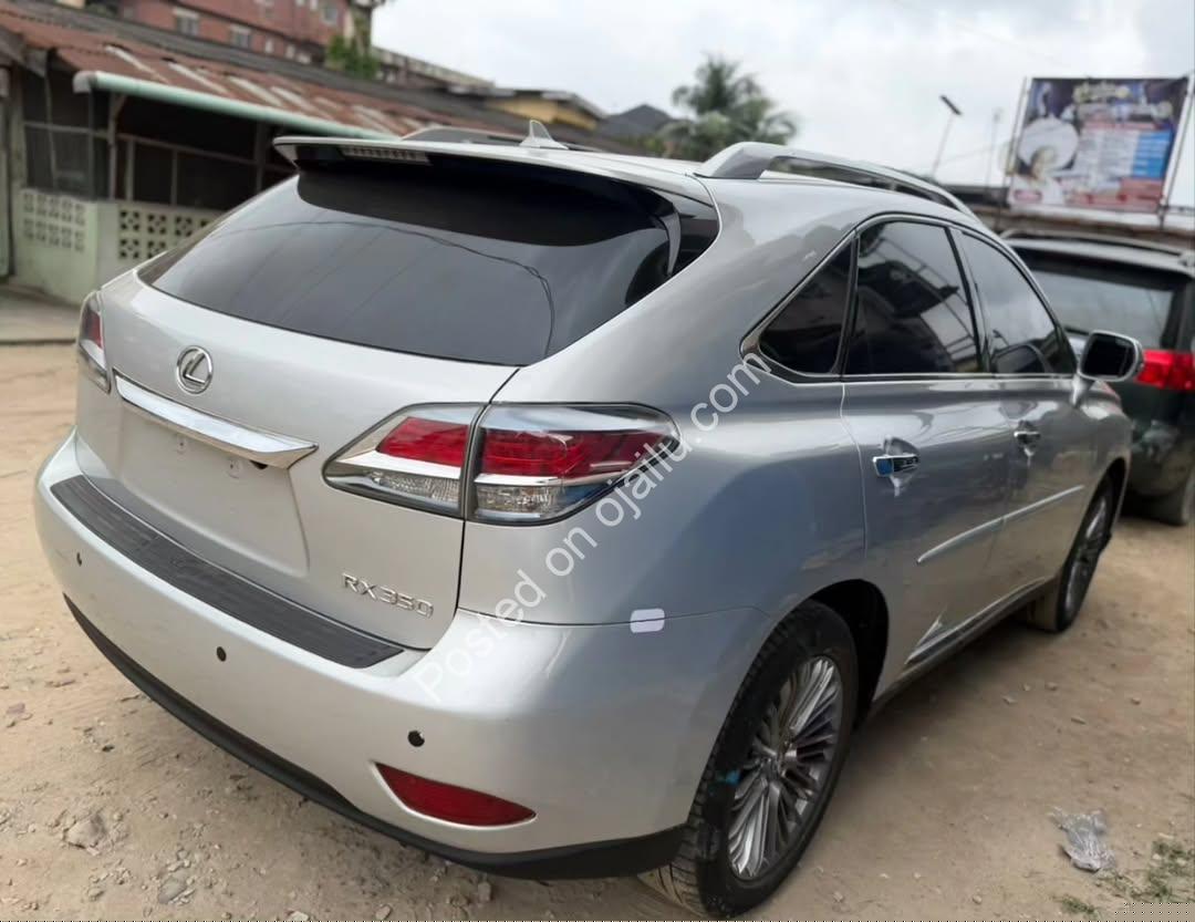 2013 Lexus RX350: Pristine & Loaded
