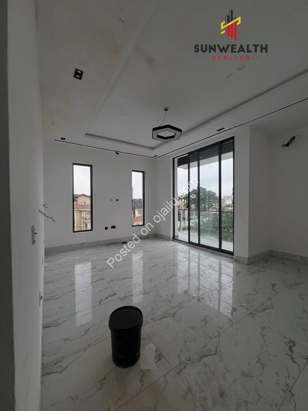 Ikoyi’s Finest: Detached Duplexes with Pool