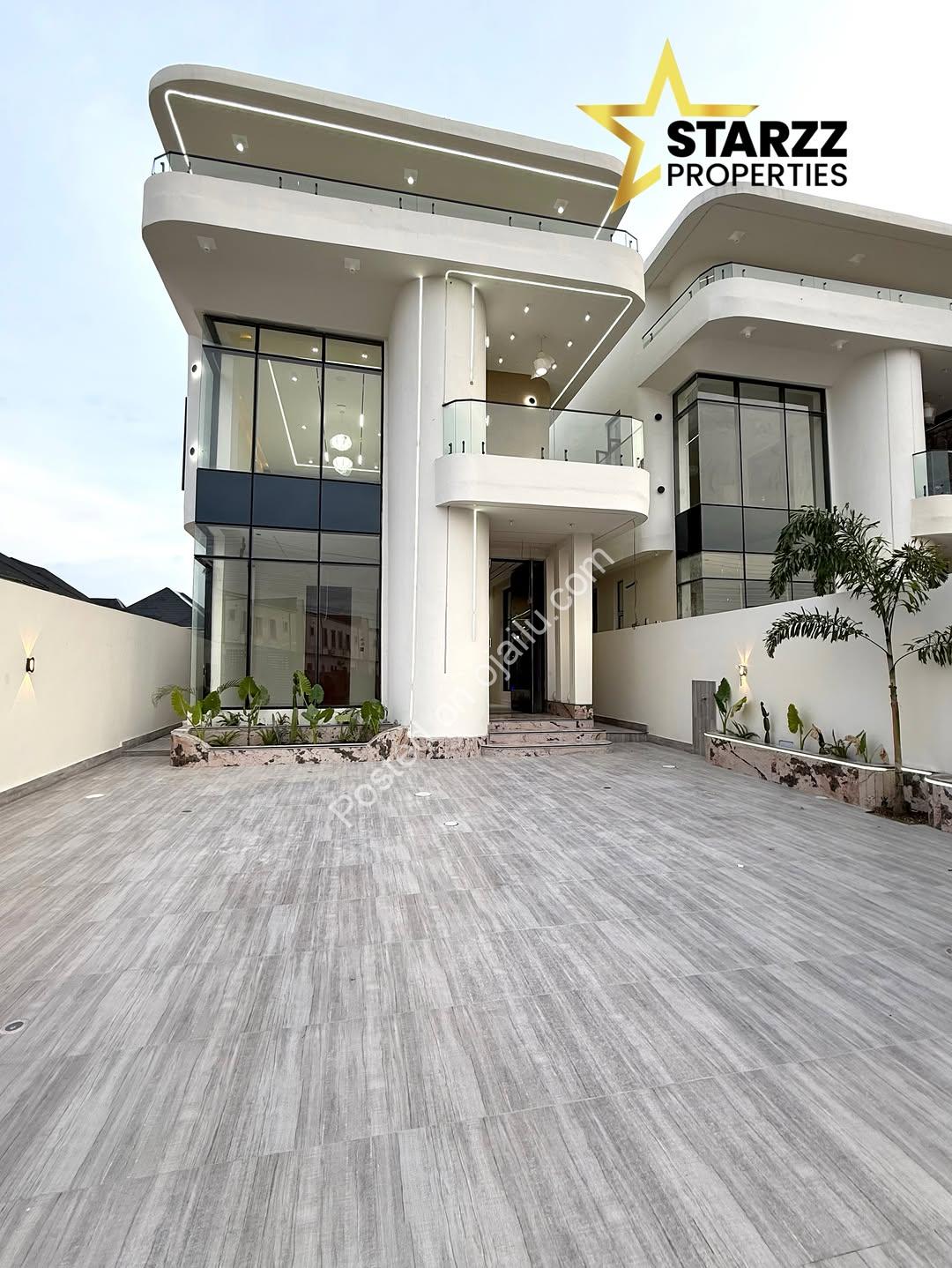 5-Bed Smart Duplex with Pool in Secure Lekki Estate