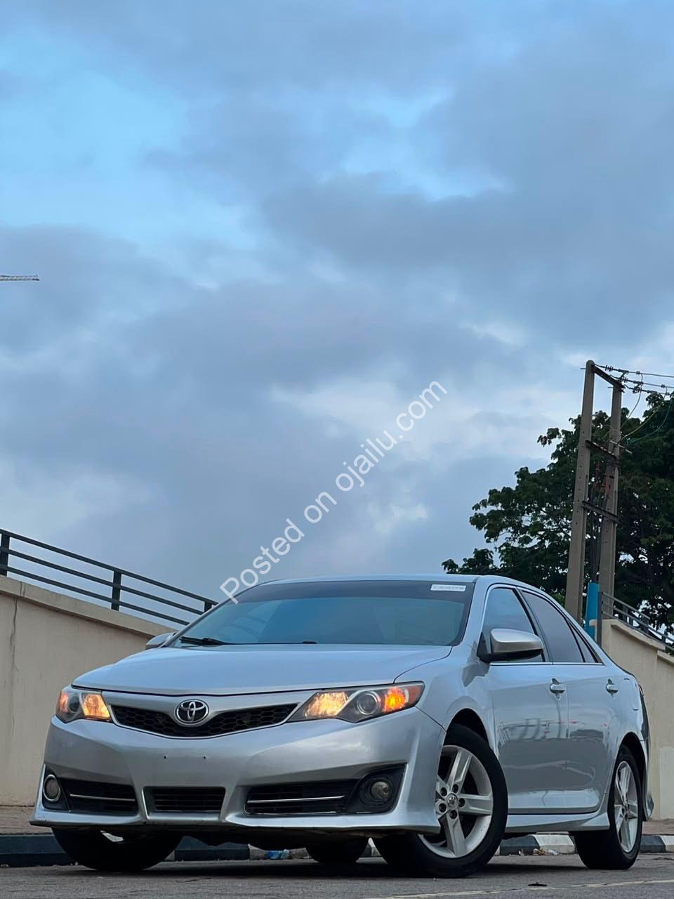 2014 Toyota Camry SE – Pristine & Unregistered!