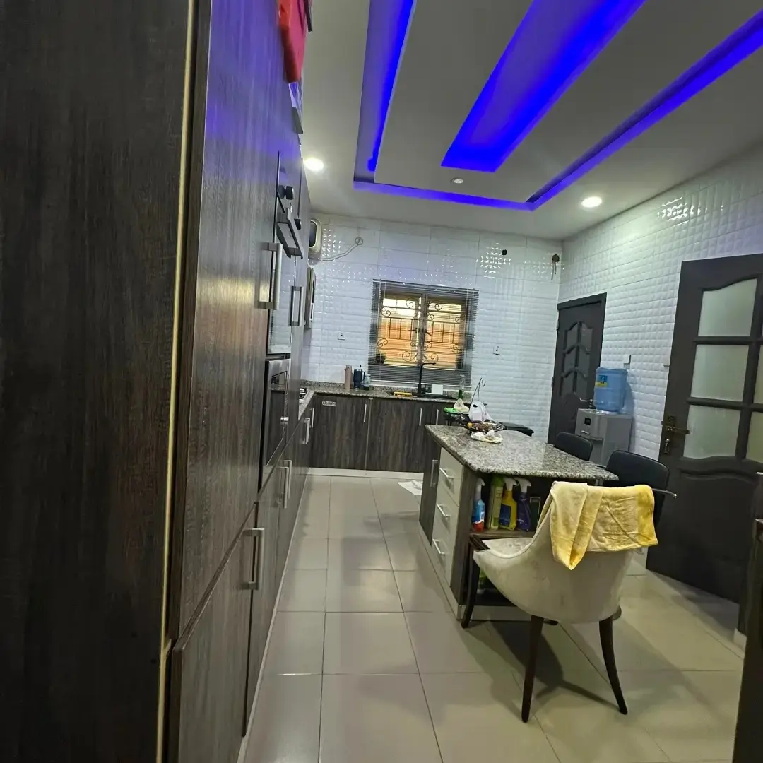 Mandela Estate Duplex: Move-In Ready!