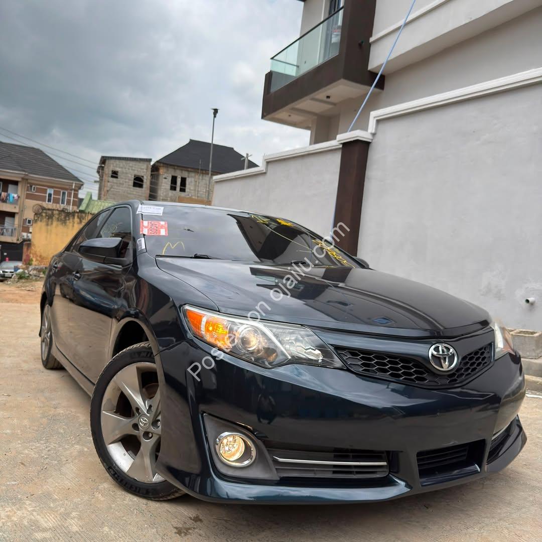 2012 Camry V6 Sport – Loaded & Toks Clean