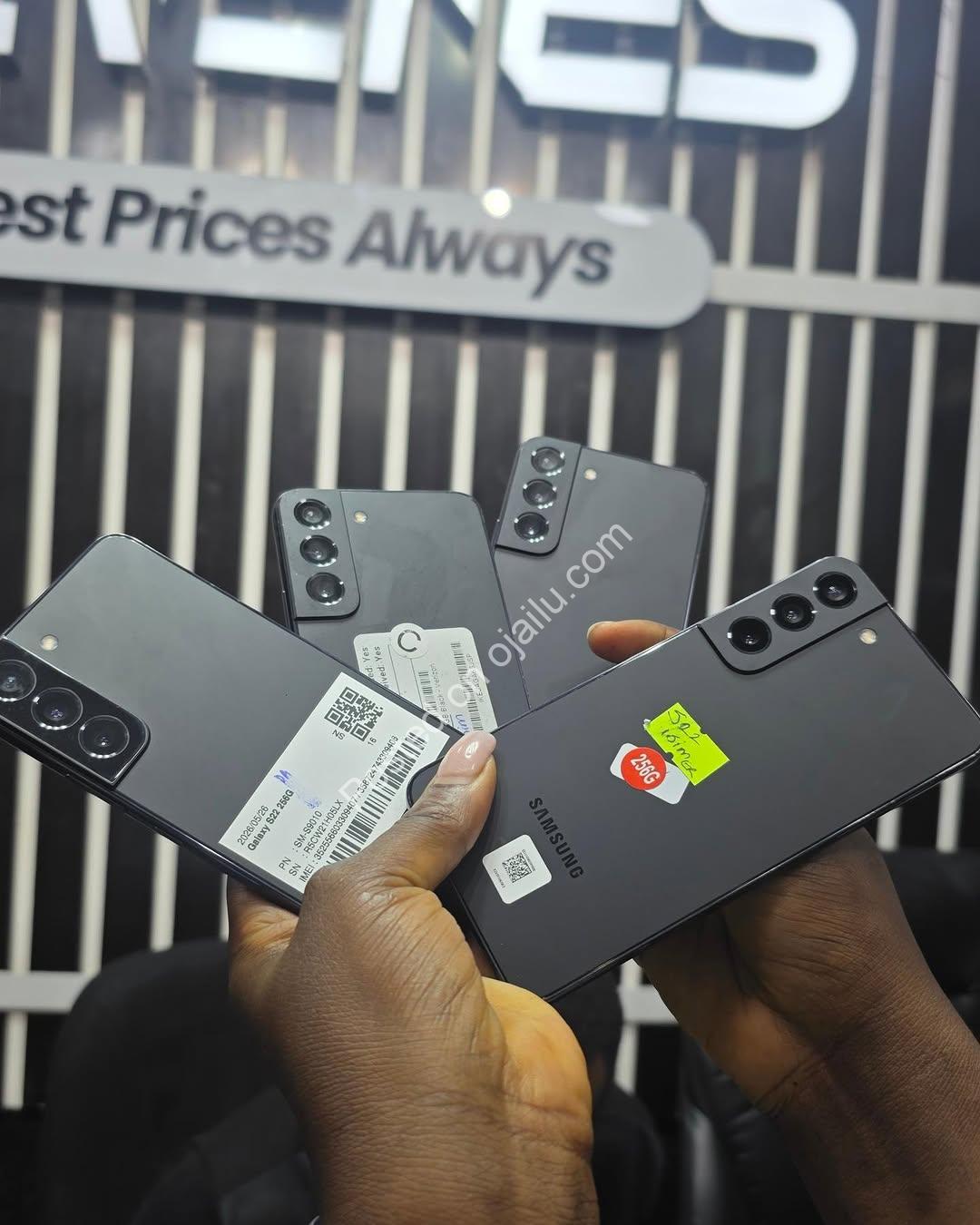 32% OFF: S22 256GB + FREE Gift! DM Now