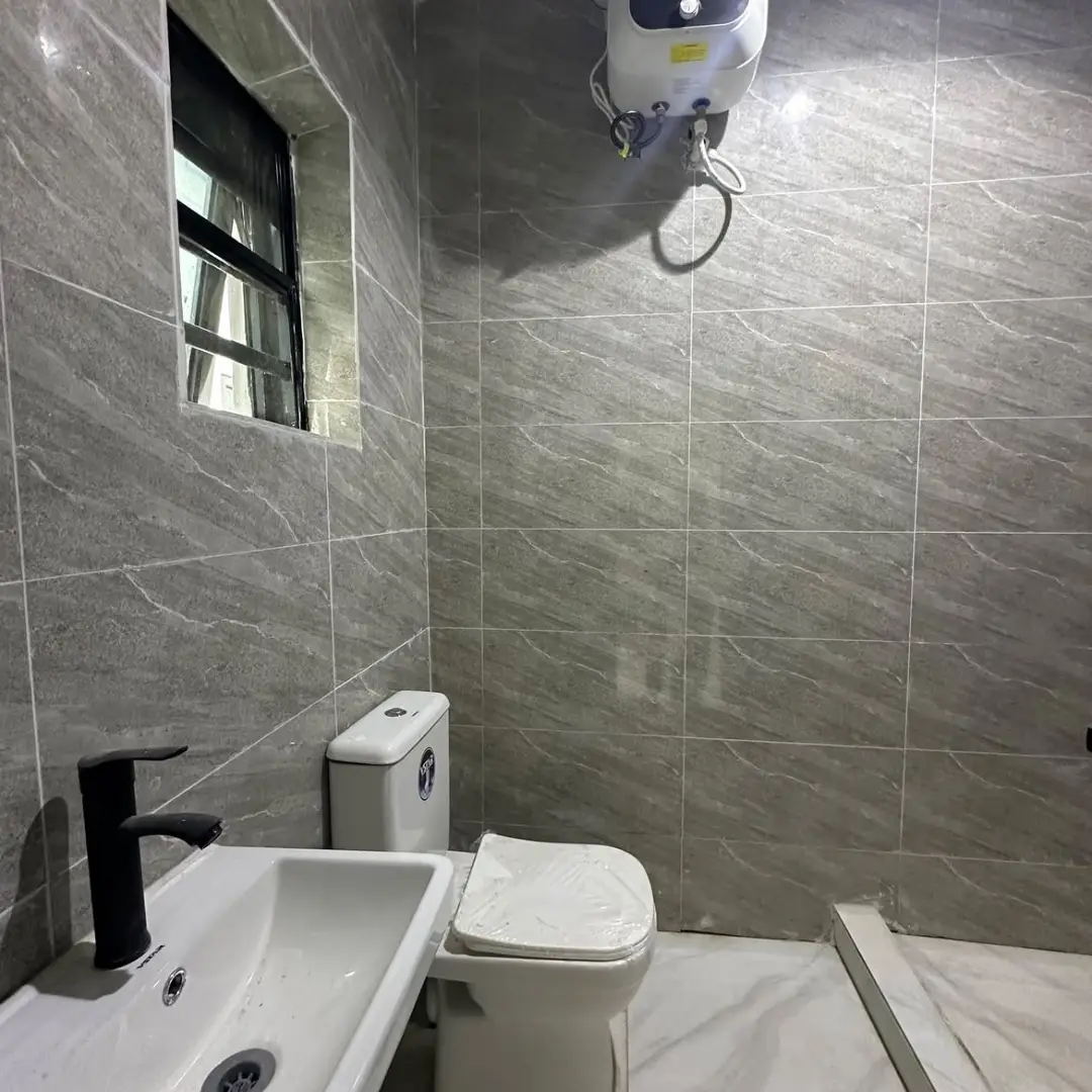 Own Port Harcourt’s Finest: 4 Ensuite Bedrooms in Secure Akwaka!