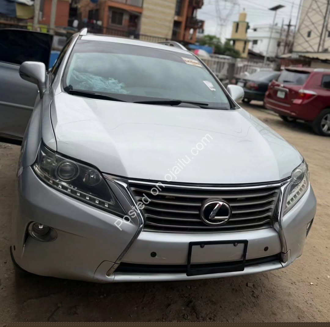 2013 Lexus RX350: Pristine & Loaded