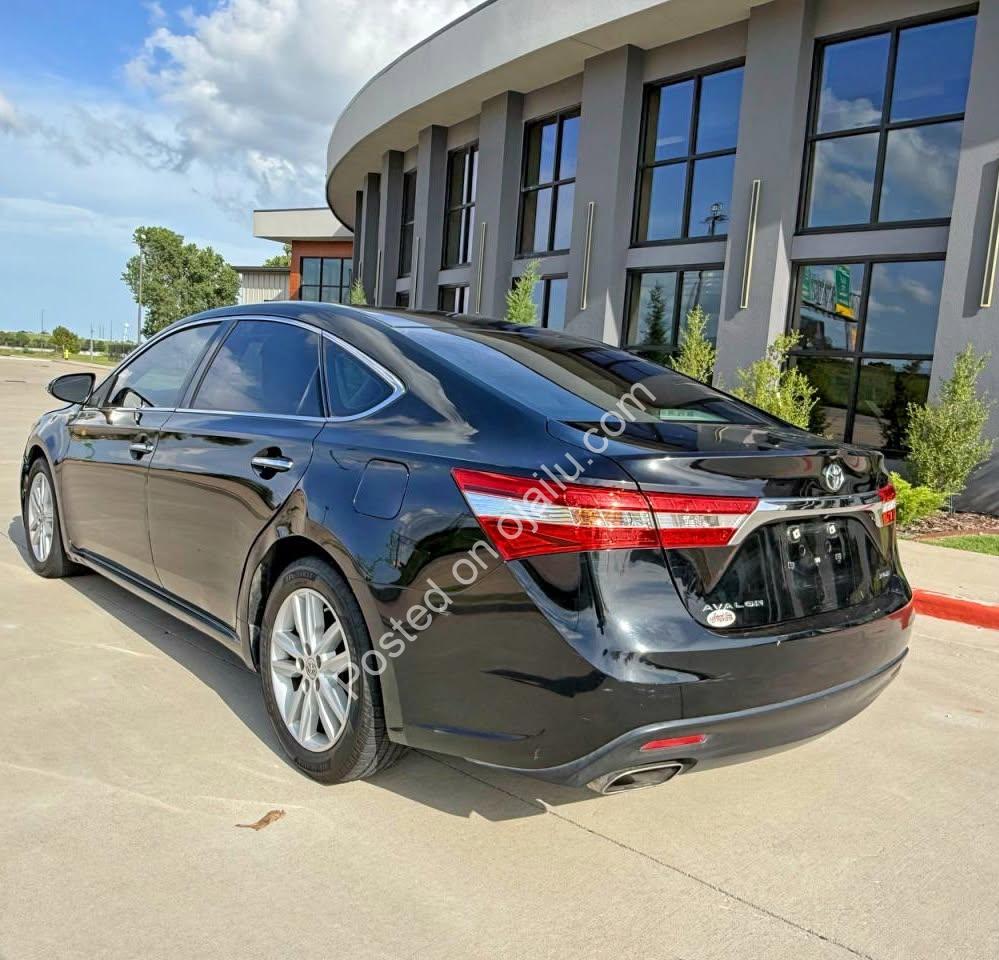 Luxury Ride, Delivered to Your Door – 2014 Avalon XLE!