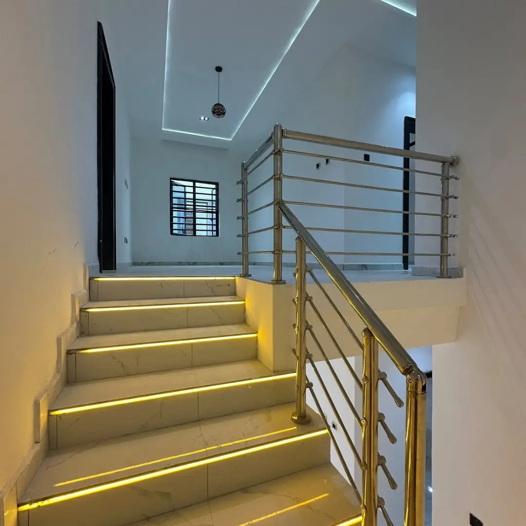 Own Port Harcourt’s Finest: 4 Ensuite Bedrooms in Secure Akwaka!