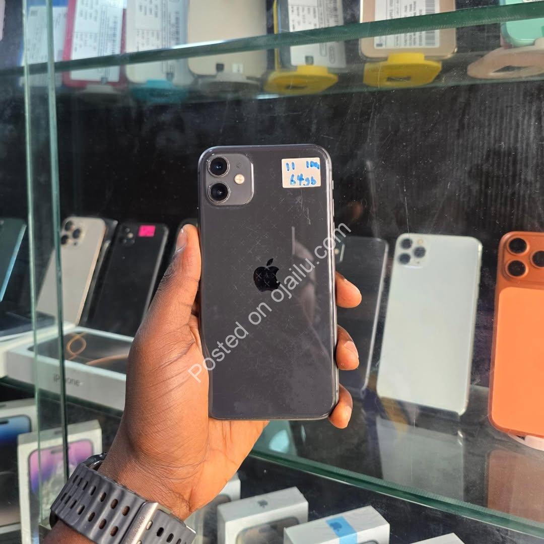 iPhone 11 64GB – Battery 86%, Dual SIM, Free Gifts!