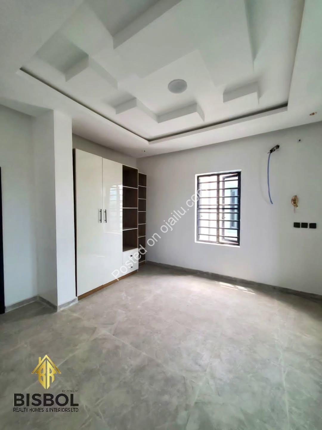 Move-In Ready 4BR Duplex with Pool in Lekki