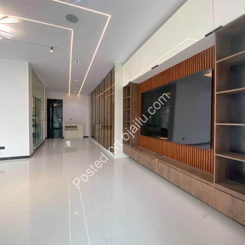 5-Bed Detached Gem w/ Pool in Ologolo