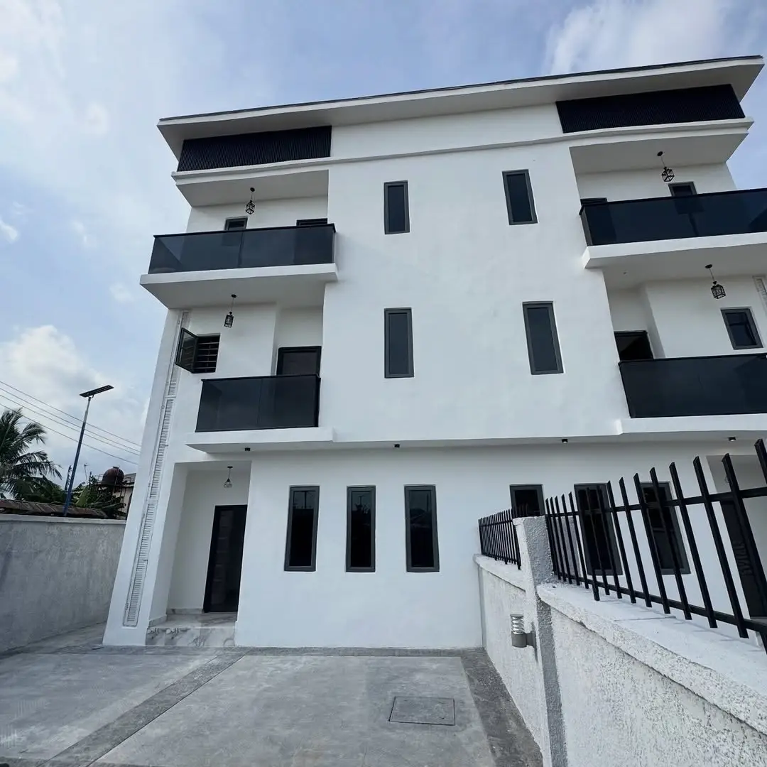 Own Your Woji Dream: 4-Bed Ensuite Duplex, ₦220M