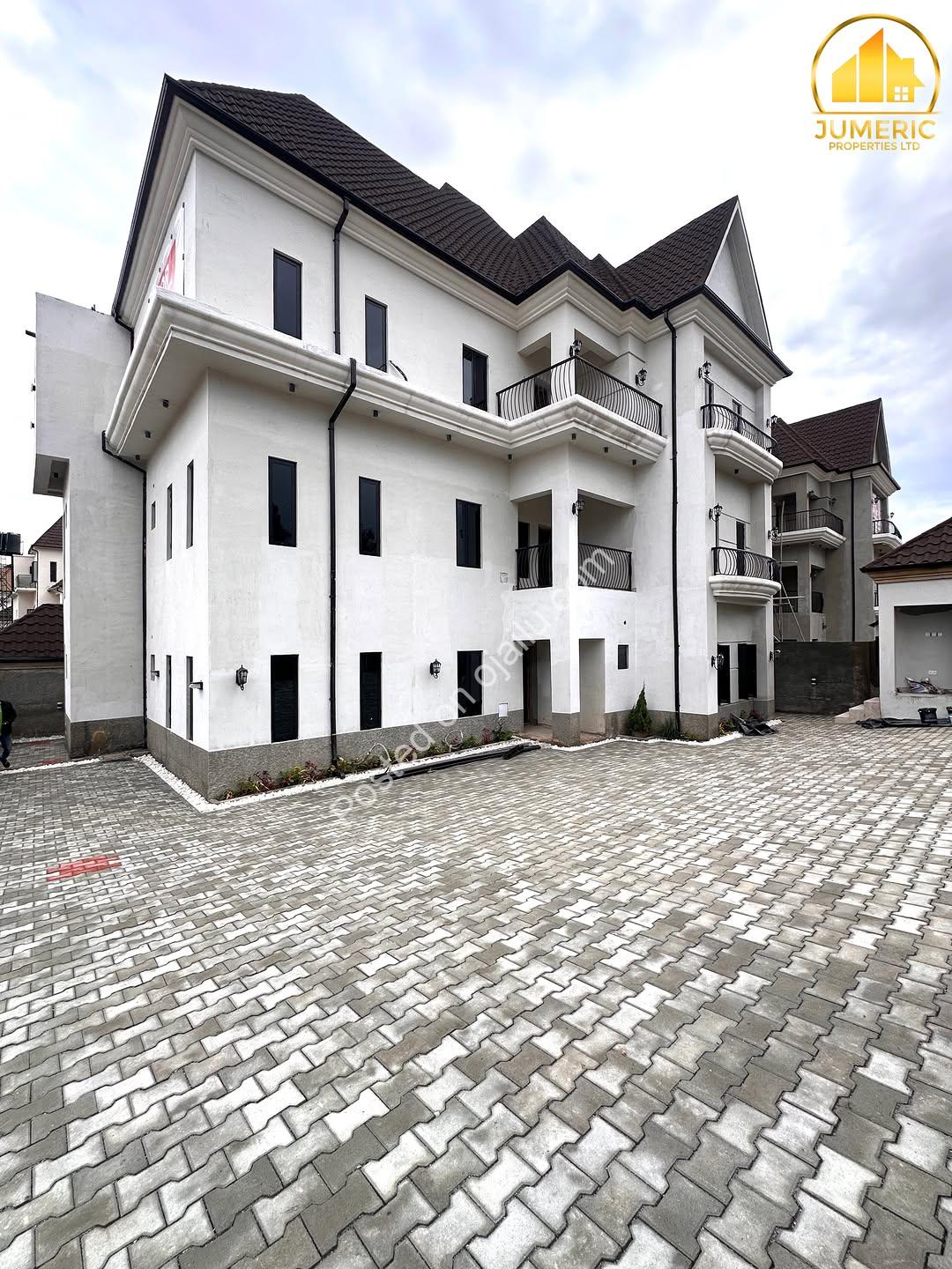 Asokoro 6-Bed Duplex: Move-In Ready & Secure