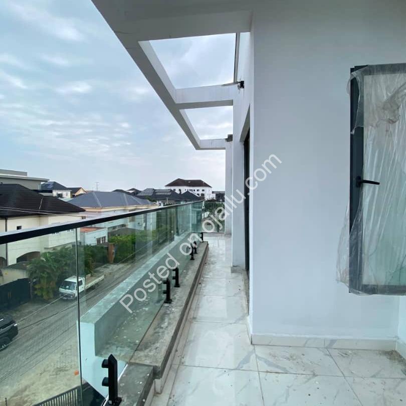 5-Bed Detached Duplex + BQ in Idado Lekki