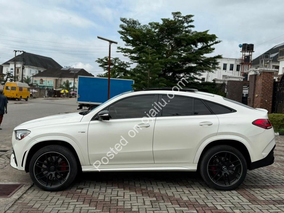 2020 GLE53: Pristine Luxury, Accident-Free