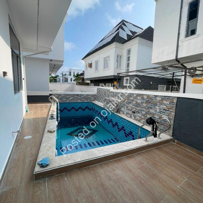 5-Bed Ikota Duplex: Pool, Gym & Cinema