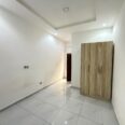 Chevron 4-Bed Duplex: Jacuzzi & Finishing Perfection