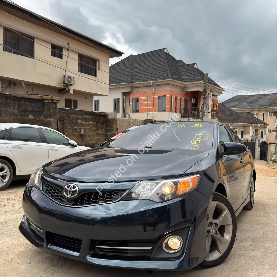 2012 Camry V6 Sport – Loaded & Toks Clean