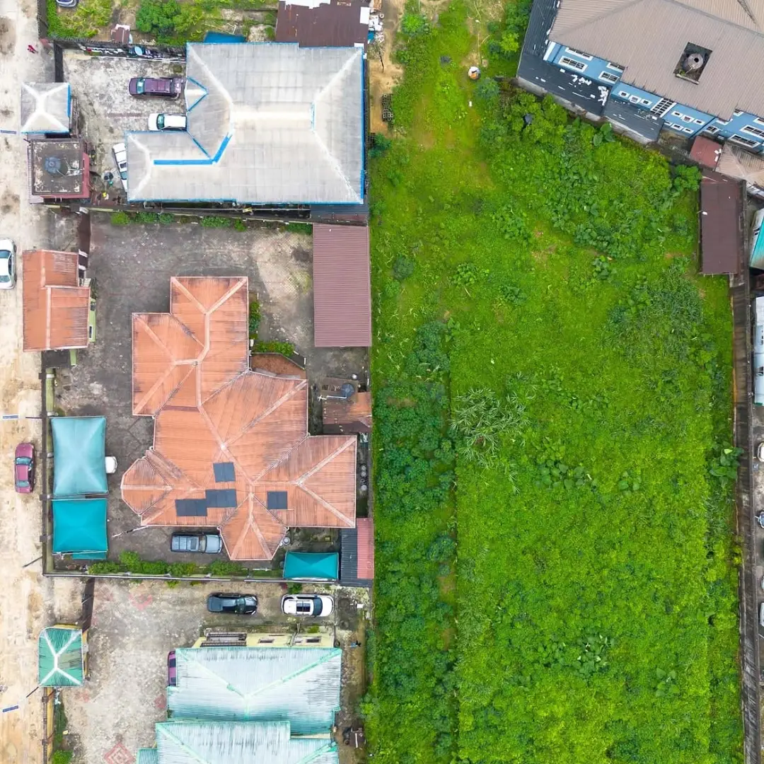 Own Prime PH Location: 5½ Plots for Sale