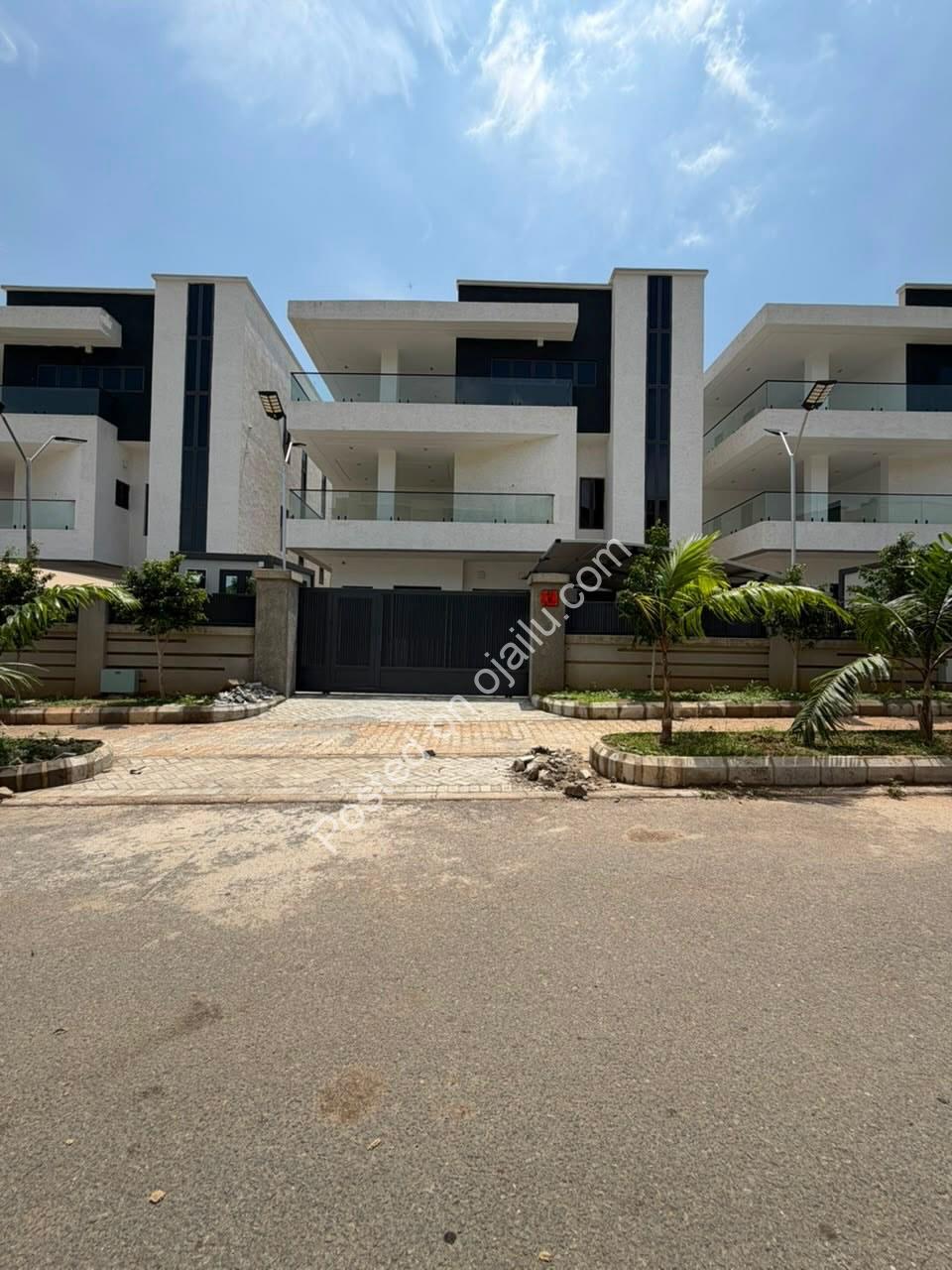 **Katampe Magnificence: Furnished 6-Ensuite Duplex**
