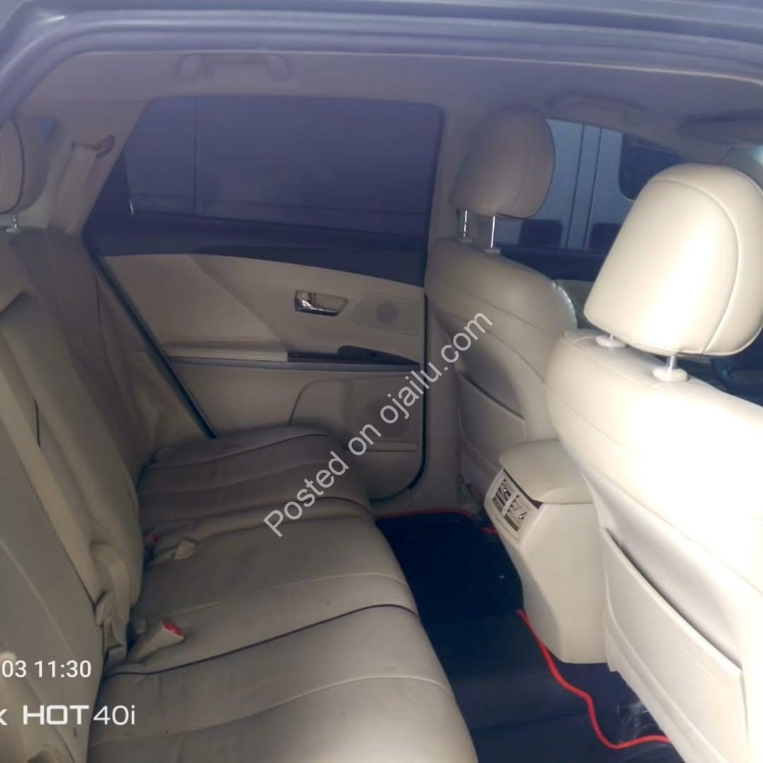 “2010 Toyota Venza: Impeccable Inside, Solid Engine, 7.8M”