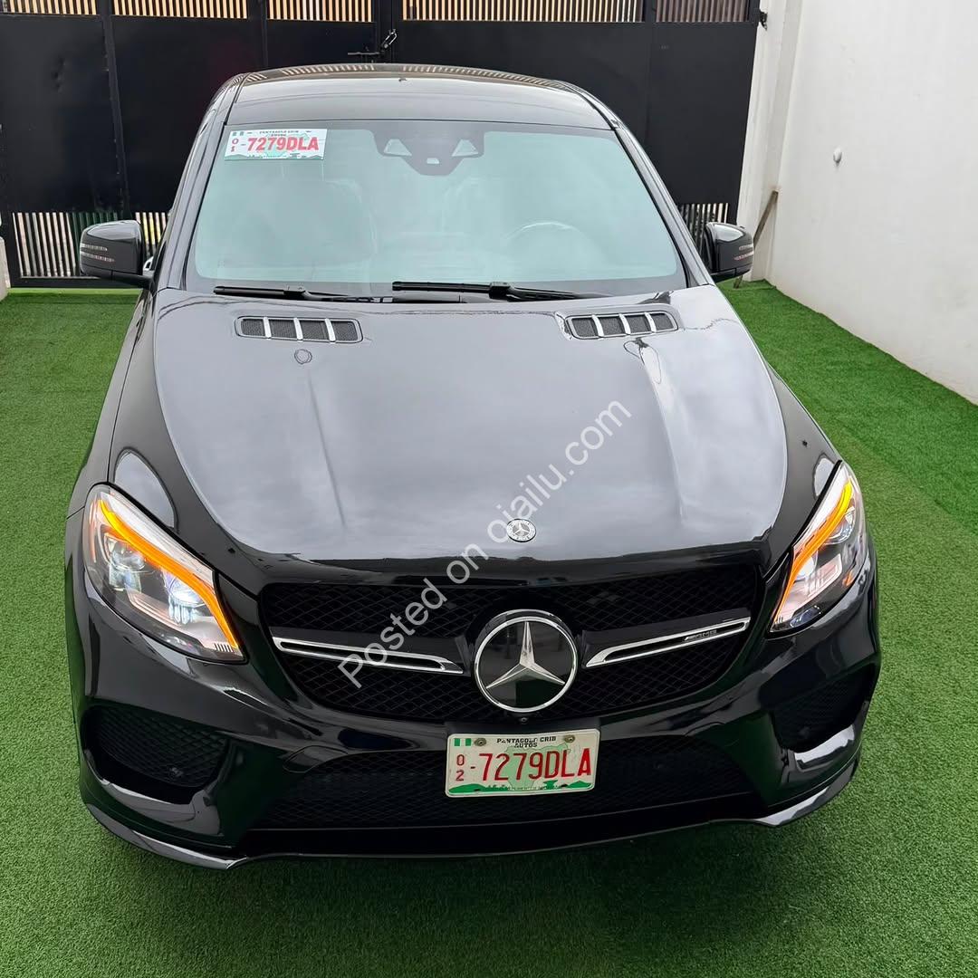 2017 Mercedes GLE 43 | Full Loaded & Spotless