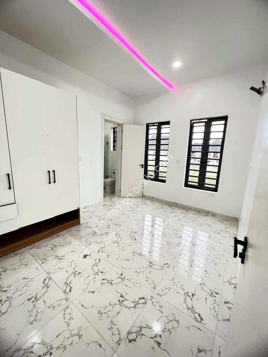 Orchid Road 4-Bed Duplex: ₦180M Distress Deal