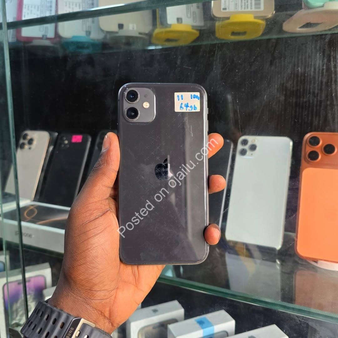 iPhone 11 64GB – Battery 86%, Dual SIM, Free Gifts!
