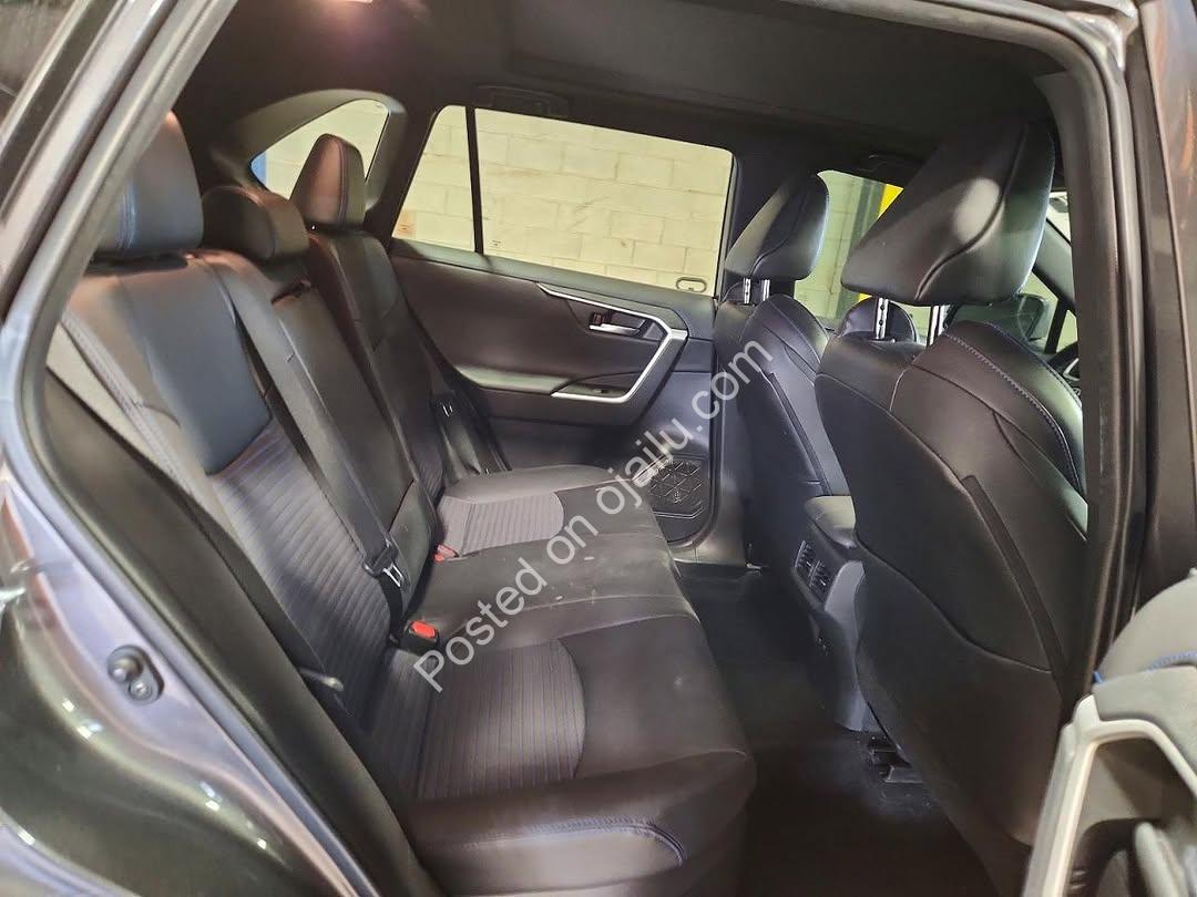 Toyota RAV4 XSE: Imported, Run N’ Drive, Zero Stress!