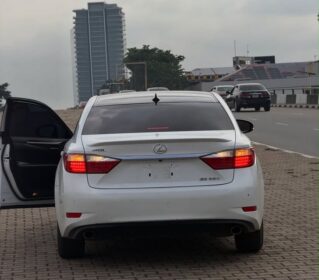 Elite Lexus ES350: Duty Paid