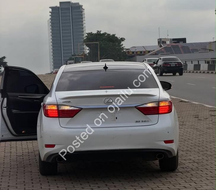 Elite Lexus ES350: Duty Paid, Pristine & Loaded