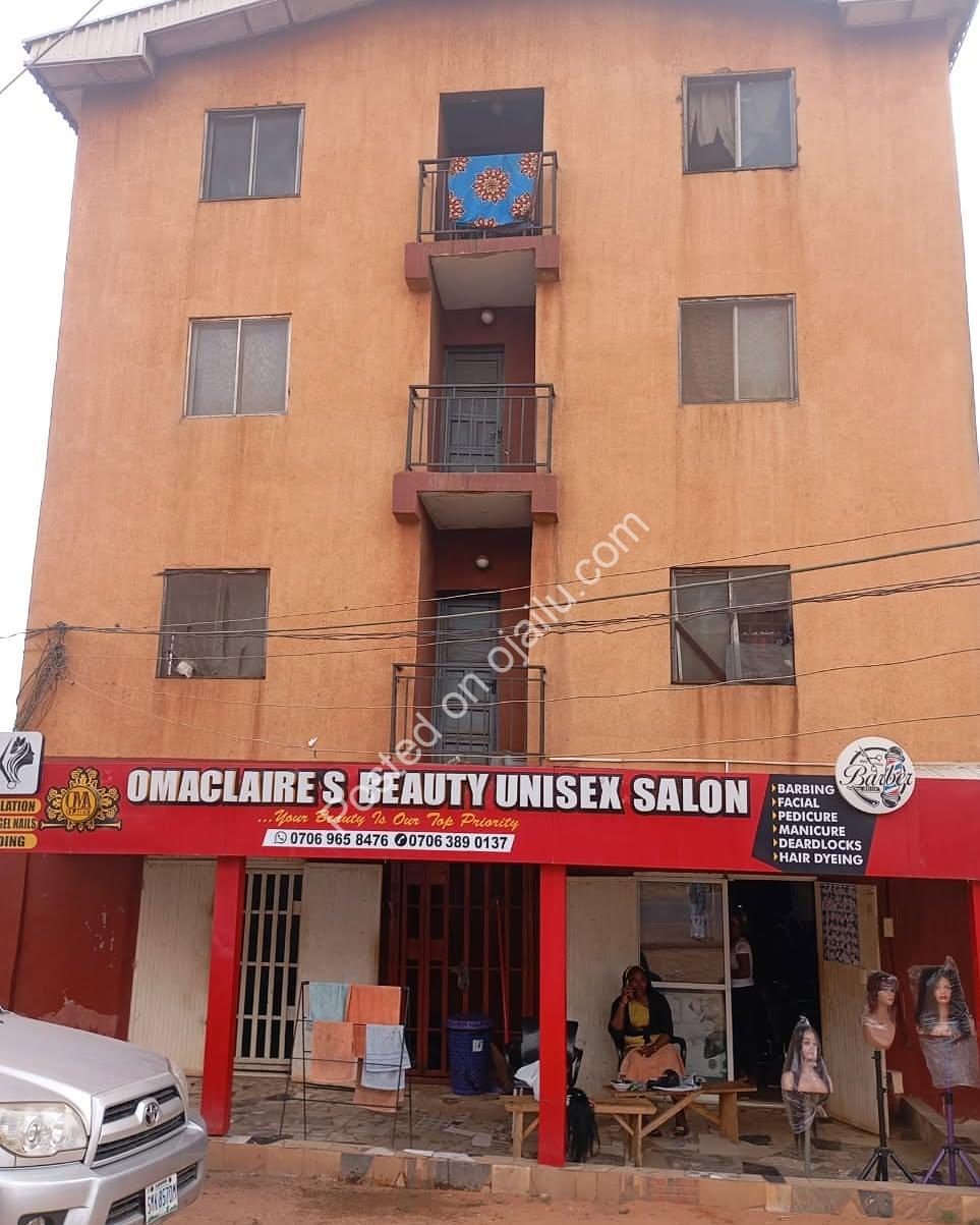 8-Unit Income Block: Tarred Road, Trans Ekulu!