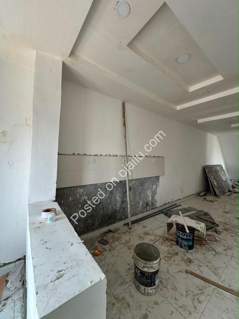 Prime Ikate Lekki: 2-Bed Apt & 3-Bed Maisonette – High ROI!