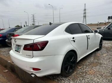 2009 Lexus IS250: Luxury That Turns Heads